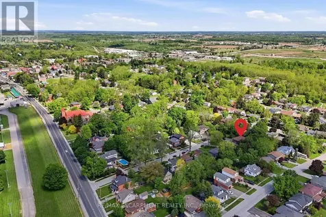 52 Grand Avenue Haldimand ON N3W 2J5