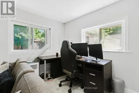 35 Shade Street Cambridge ON N1R 4J6