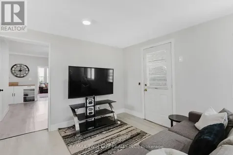 35 Shade Street Cambridge ON N1R 4J6