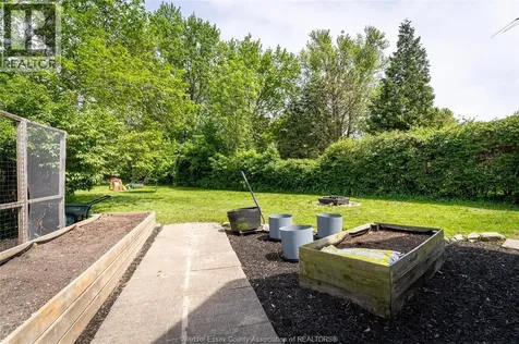 980 Riverdale Avenue Windsor ON N8S 4C3