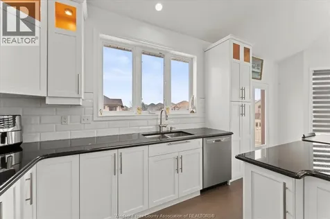 144 Meconi Court Lakeshore ON N9K 7E9