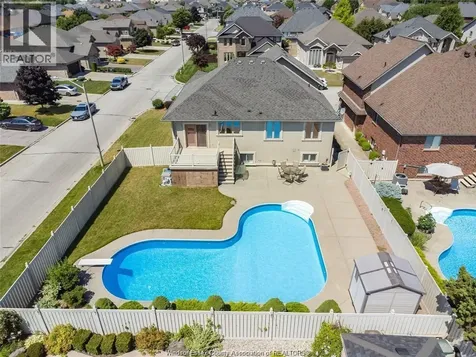 144 Meconi Court Lakeshore ON N9K 7E9