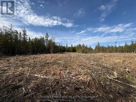 25 Simpson Lot 2 Avenue Northern Bruce Peninsula ON N0H 2R0