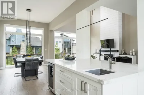 116 Stoneleigh Drive Blue Mountains ON L9Y 4X5