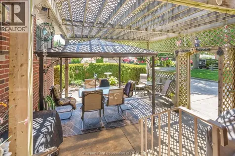 18 Woodland Avenue Chatham ON N7L 2S3
