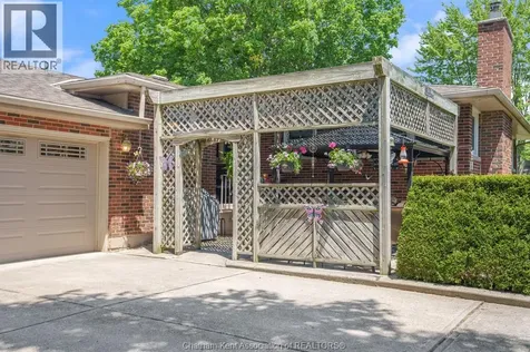 18 Woodland Avenue Chatham ON N7L 2S3