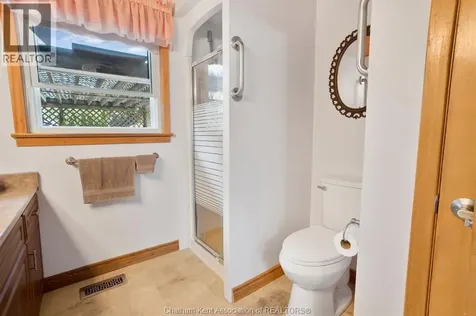 18 Woodland Avenue Chatham ON N7L 2S3