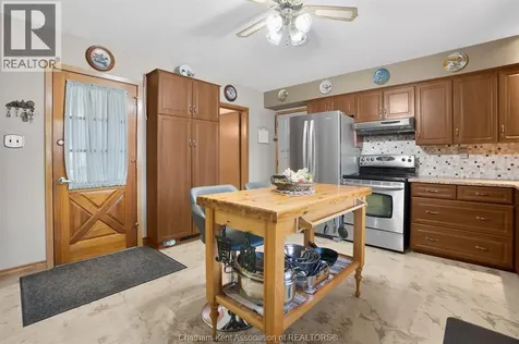 18 Woodland Avenue Chatham ON N7L 2S3