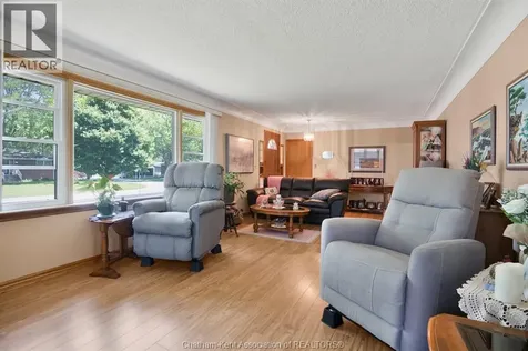 18 Woodland Avenue Chatham ON N7L 2S3