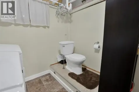 18 Woodland Avenue Chatham ON N7L 2S3