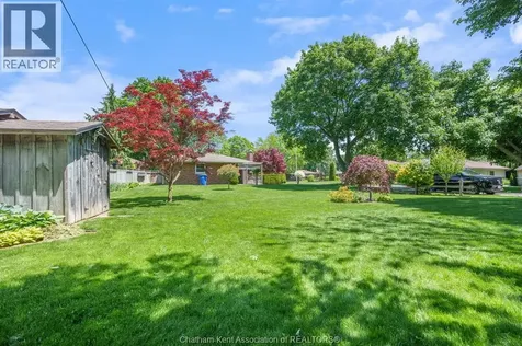 18 Woodland Avenue Chatham ON N7L 2S3