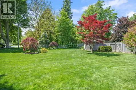 18 Woodland Avenue Chatham ON N7L 2S3