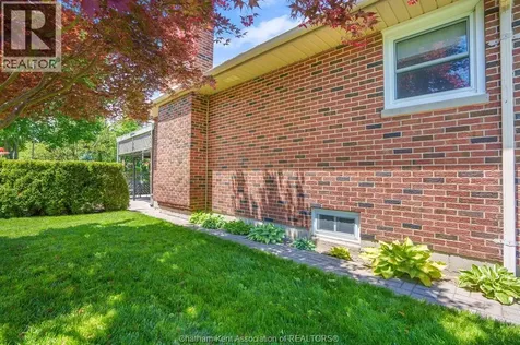 18 Woodland Avenue Chatham ON N7L 2S3
