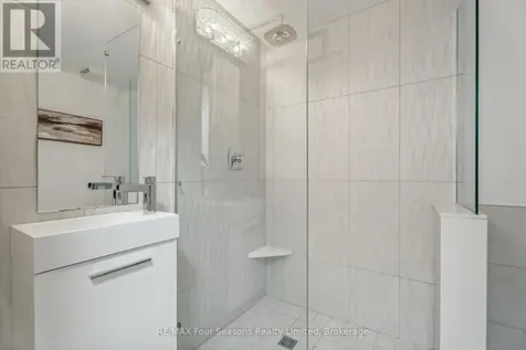 44 Trott Boulevard Collingwood ON L9Y 5B7