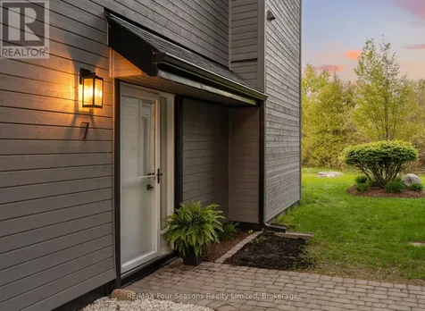 44 Trott Boulevard Collingwood ON L9Y 5B7
