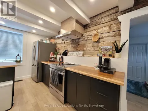 347 Balm Beach Road West Tiny ON L0L 2J0