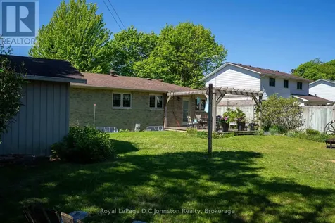 367 Crawford Street Saugeen Shores ON N0H 2C2