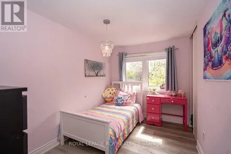 3 Brighton Place Orangeville ON L9W 3C4
