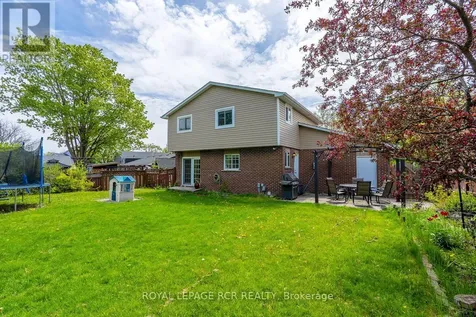 3 Brighton Place Orangeville ON L9W 3C4