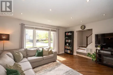 3 Brighton Place Orangeville ON L9W 3C4