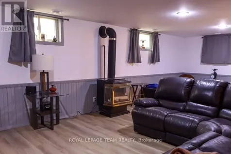 75 Winnifred Street North Smiths Falls ON K7A 2N8
