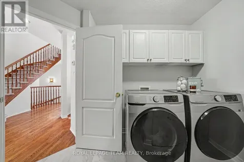 3222 Carriage Hill Place Ottawa ON K1T 3X5