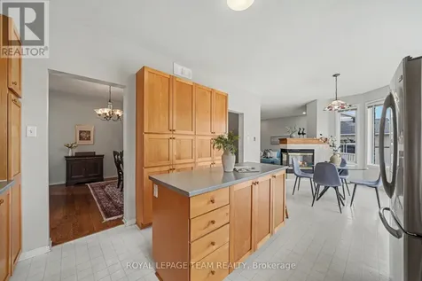 3222 Carriage Hill Place Ottawa ON K1T 3X5