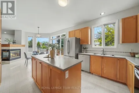 3222 Carriage Hill Place Ottawa ON K1T 3X5
