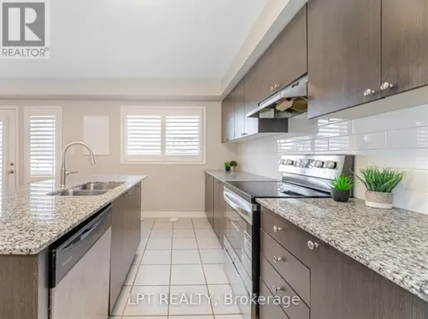 554 Goldenrod Lane Kitchener ON N2R 0L7