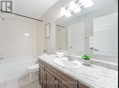 554 Goldenrod Lane Kitchener ON N2R 0L7