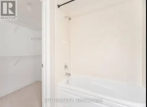 554 Goldenrod Lane Kitchener ON N2R 0L7