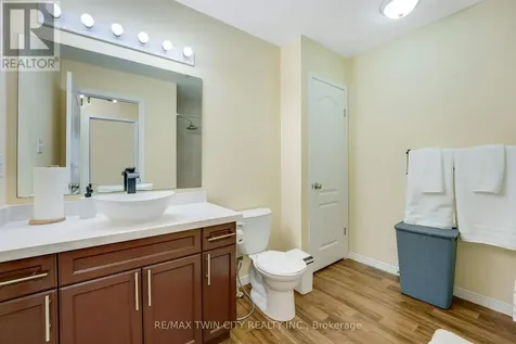 538 Beaumont Crescent Kitchener ON N2A 0A9