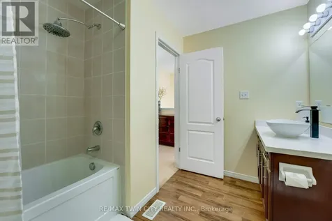 538 Beaumont Crescent Kitchener ON N2A 0A9