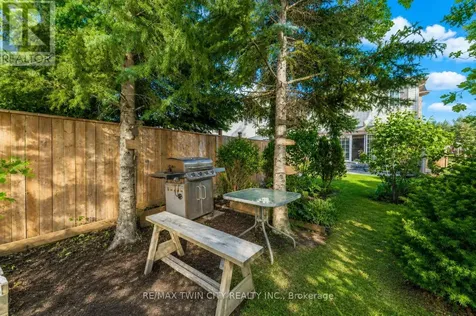538 Beaumont Crescent Kitchener ON N2A 0A9