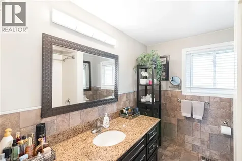 366 Berkindale Drive Hamilton ON L8E 3T8