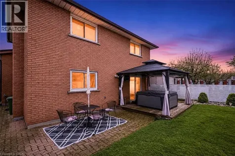 366 Berkindale Drive Hamilton ON L8E 3T8