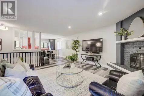 304 Auburn Drive Waterloo ON N2K 3K5