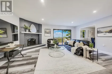 304 Auburn Drive Waterloo ON N2K 3K5