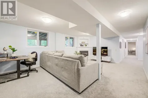 304 Auburn Drive Waterloo ON N2K 3K5
