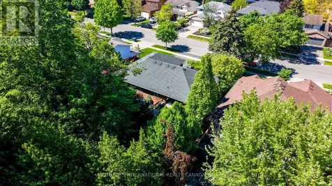 304 Auburn Drive Waterloo ON N2K 3K5