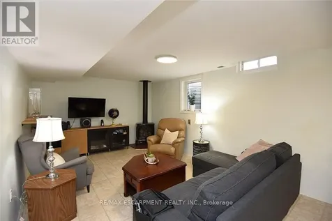 34 Davis Street Haldimand ON N0A 1J0