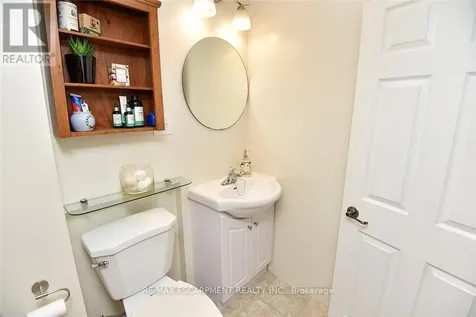 34 Davis Street Haldimand ON N0A 1J0