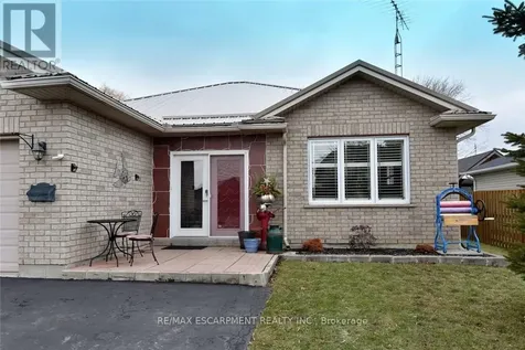 34 Davis Street Haldimand ON N0A 1J0