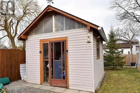 34 Davis Street Haldimand ON N0A 1J0