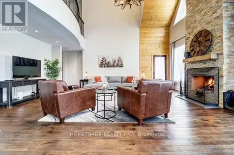 102 Hemlock Court Blue Mountains ON L9Y 0T3