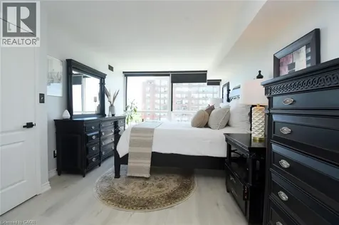 1276 Maple Crossing Boulevard Burlington ON L7S 2J9