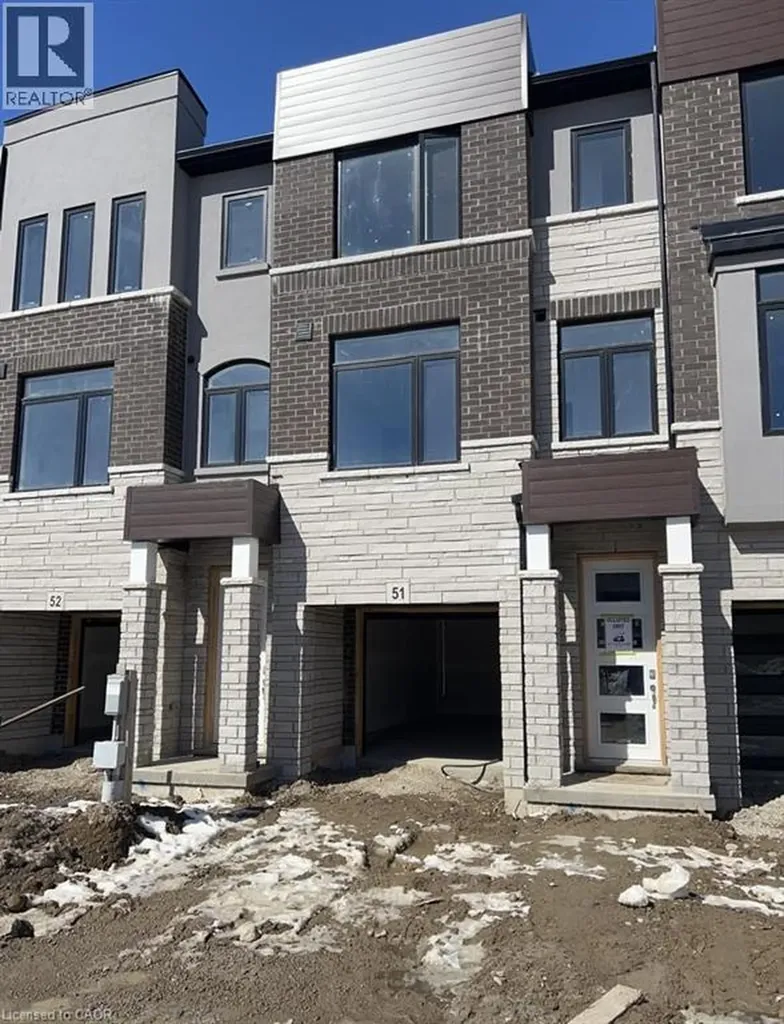 290 Equestrian Way Cambridge ON N3E 0E7