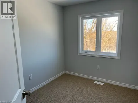 290 Equestrian Way Cambridge ON N3E 0E7
