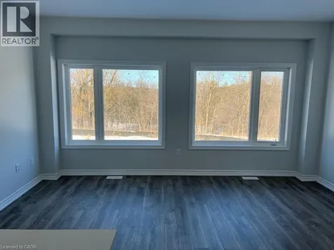 290 Equestrian Way Cambridge ON N3E 0E7