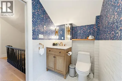 440 Duke Street West Kitchener ON N2H 3Y8